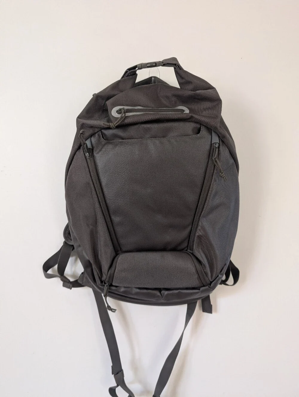 5.11 Tactical Covert Boxpack Backpack Vents Top Load Pockets Sleek Minimal
